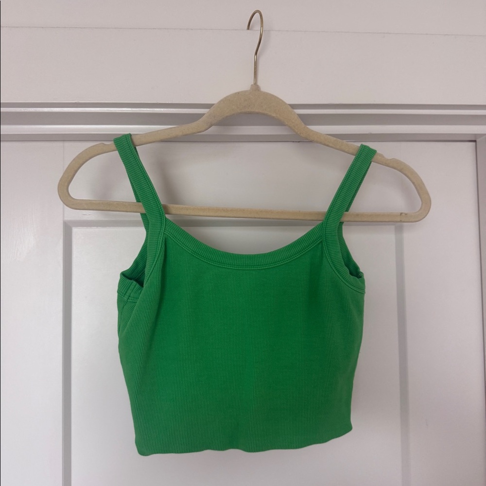 Cropped tank